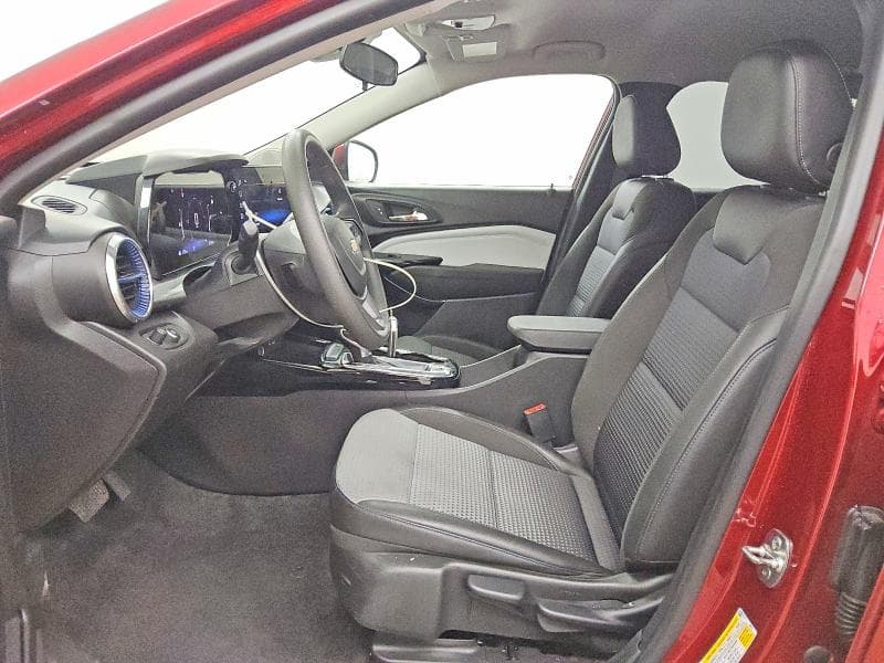 2025 CHEVROLET TRAX 1LT 7