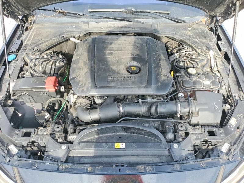 2017 JAGUAR XF R - SPORT 11