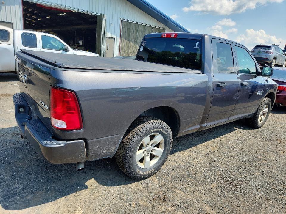 2018 RAM 1500 ST 3