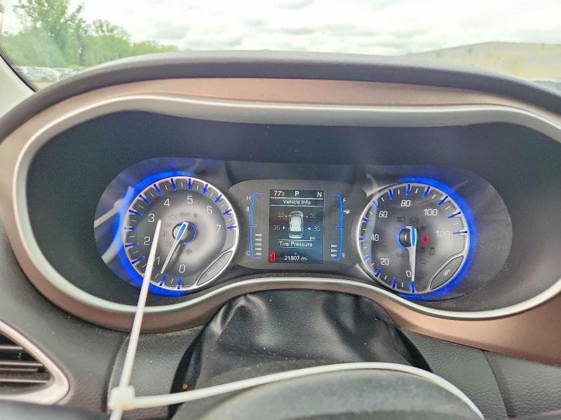 2022 CHRYSLER VOYAGER LX 9