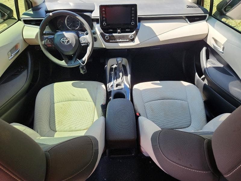 2020 TOYOTA COROLLA LE 8