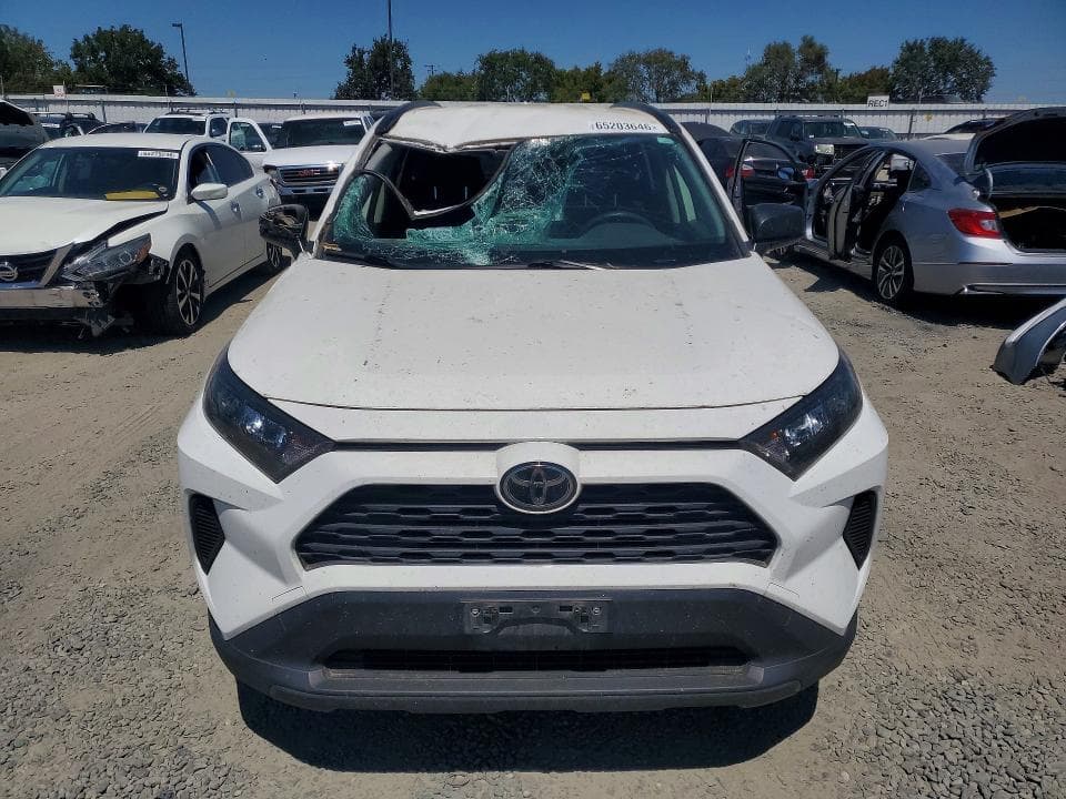 2019 TOYOTA RAV4 LE 5