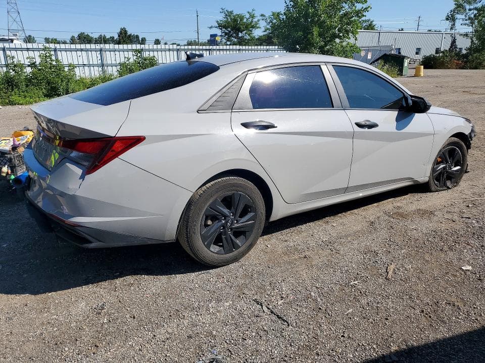 2022 HYUNDAI ELANTRA SEL 3