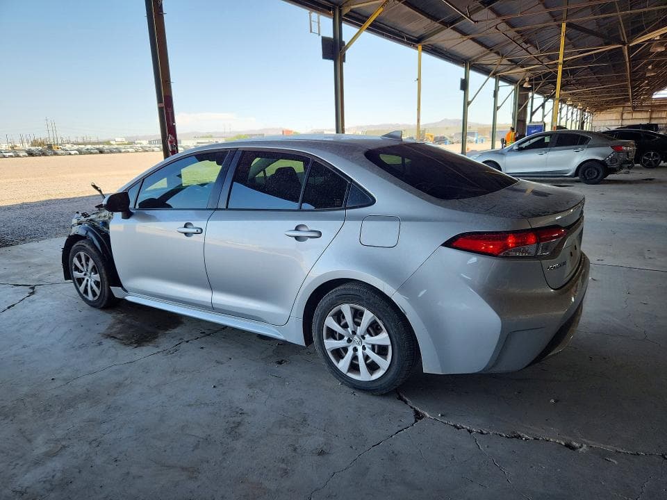 2022 TOYOTA COROLLA LE 2
