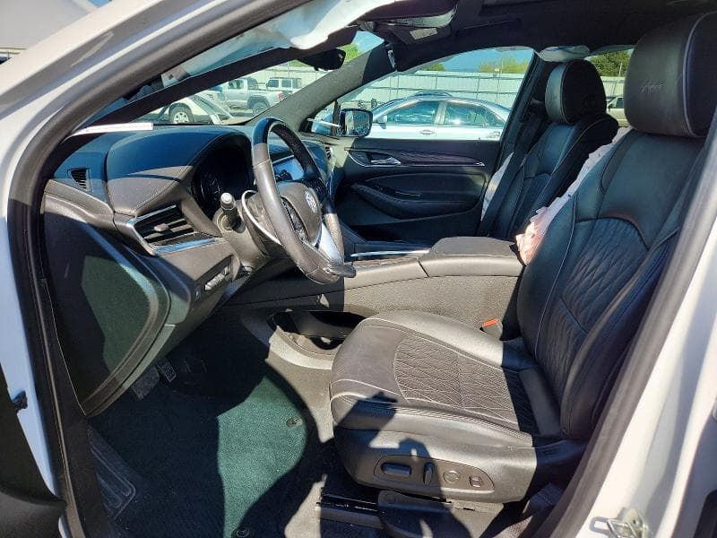 2023 BUICK ENCLAVE AVENIR 7