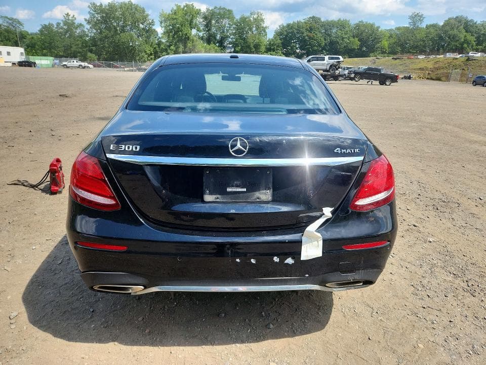 2017 MERCEDES-BENZ E 300 4MATIC 6
