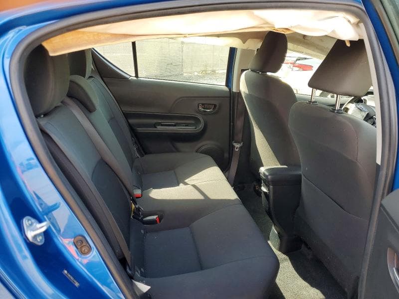 2018 TOYOTA PRIUS C THREE 10