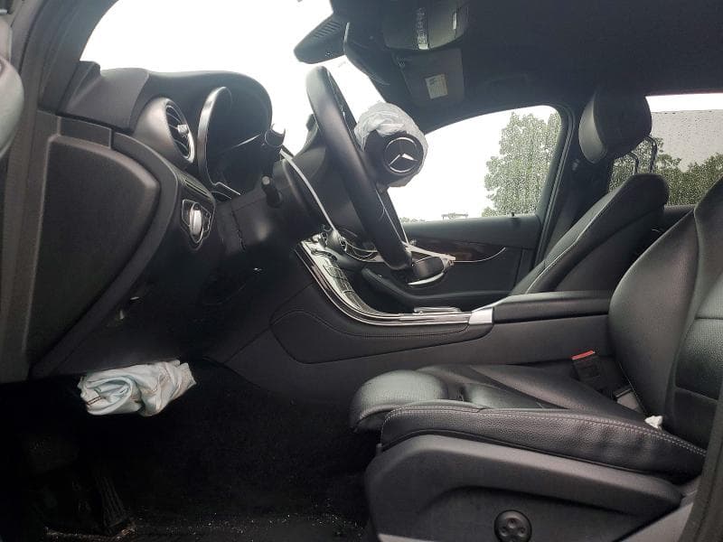 2020 MERCEDES-BENZ GLC 300 4MATIC 7