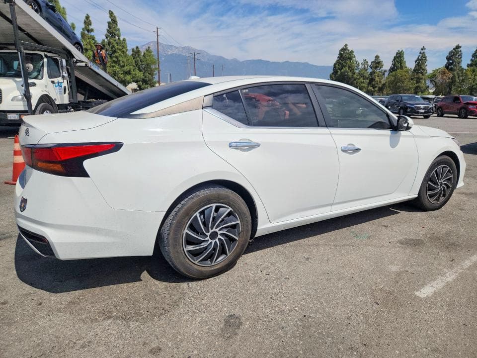 2019 NISSAN ALTIMA S 3