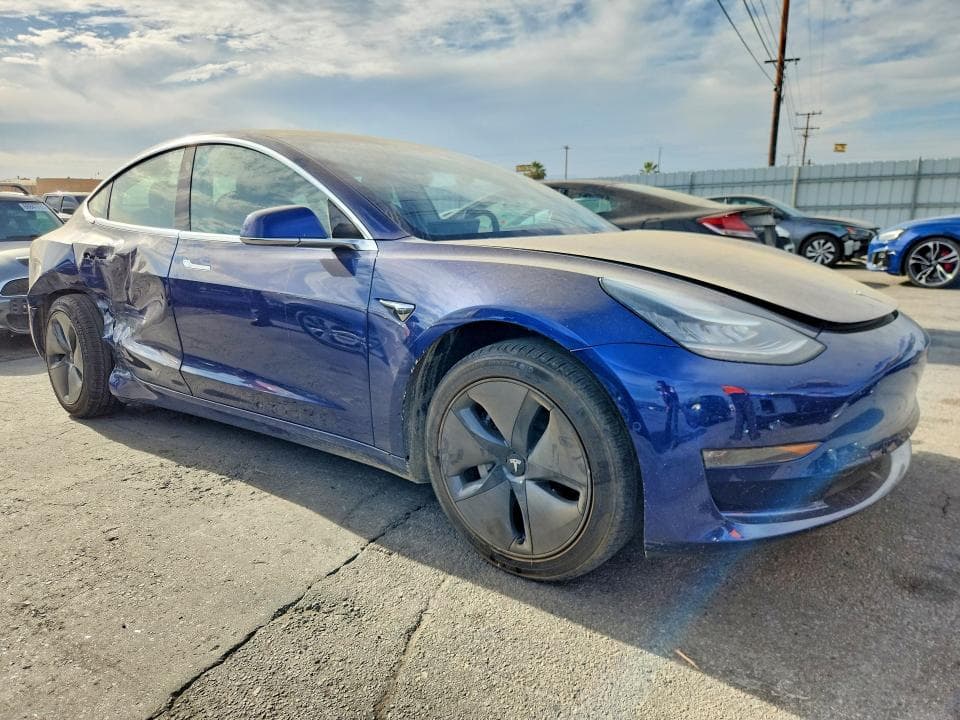 2019 TESLA MODEL 3 4