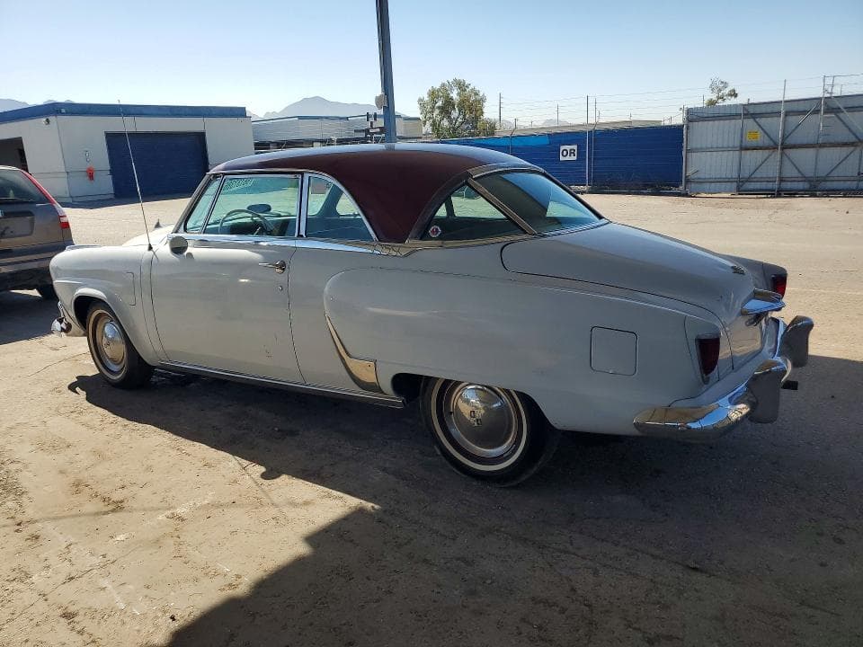 1952 STUDEBAKER COMMANDER SPORT 2