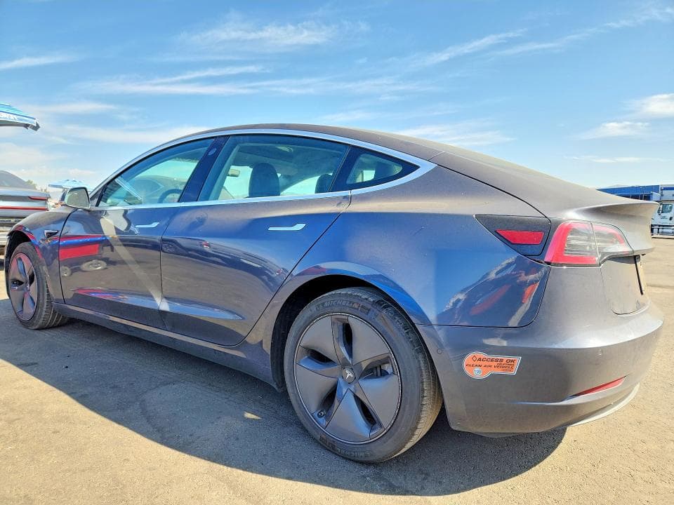 2020 TESLA MODEL 3 2