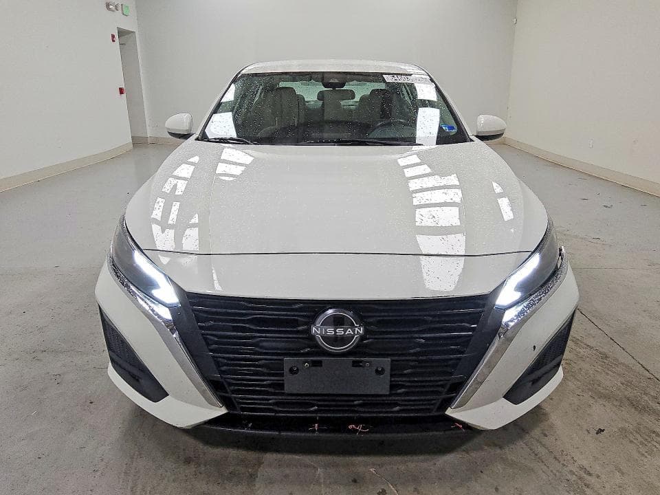 2023 NISSAN ALTIMA S 5