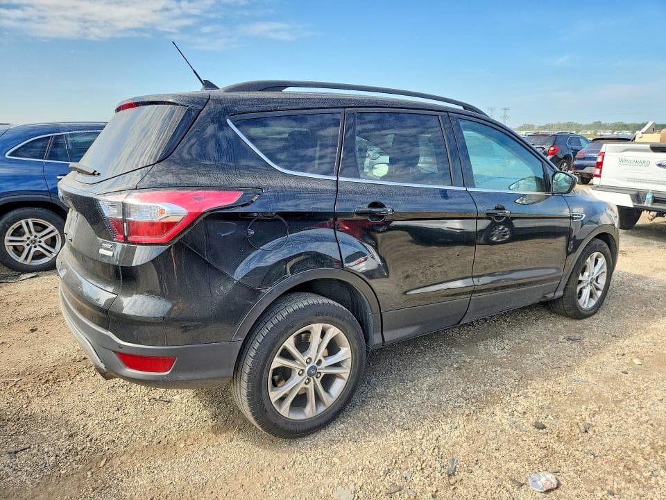 2018 FORD ESCAPE SEL 3