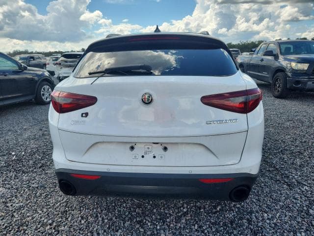 2022 ALFA ROMEO STELVIO 6
