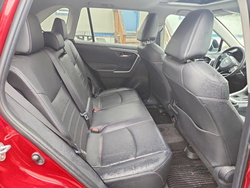2019 TOYOTA RAV4 XLE PREMIUM 11
