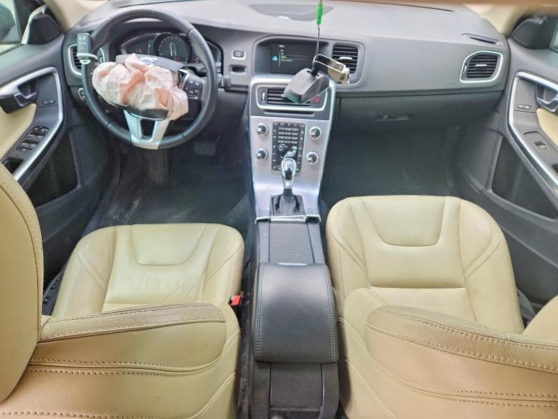 2017 VOLVO S60 8