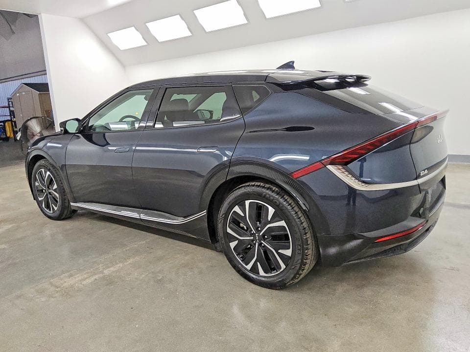 2023 KIA EV6 WIND 2