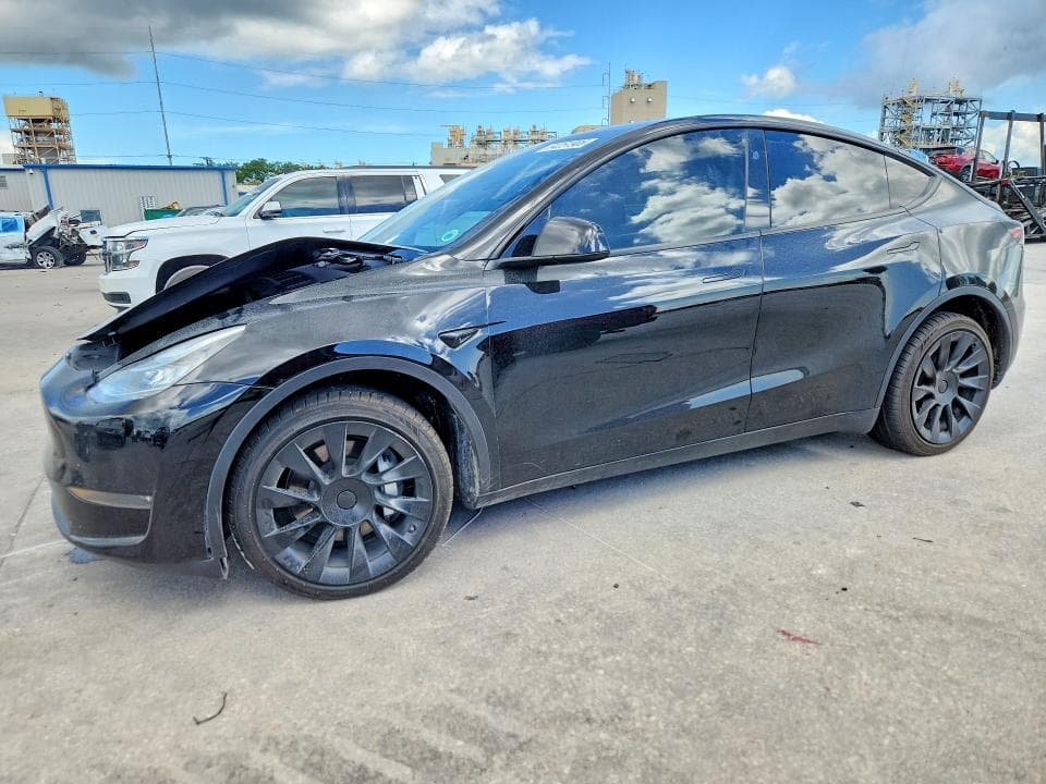 2023 TESLA MODEL Y - 1