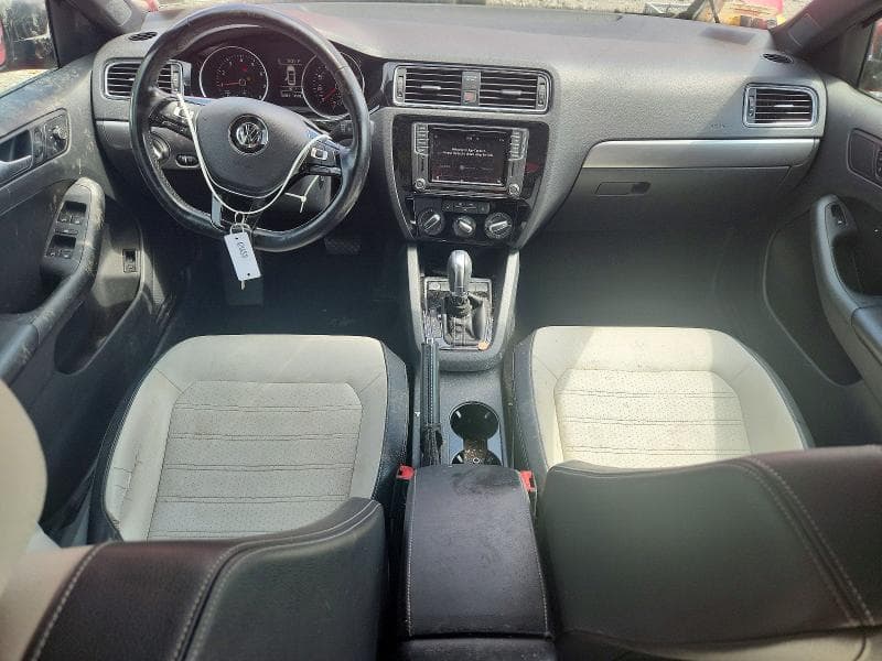 2017 VOLKSWAGEN JETTA SPORT 8