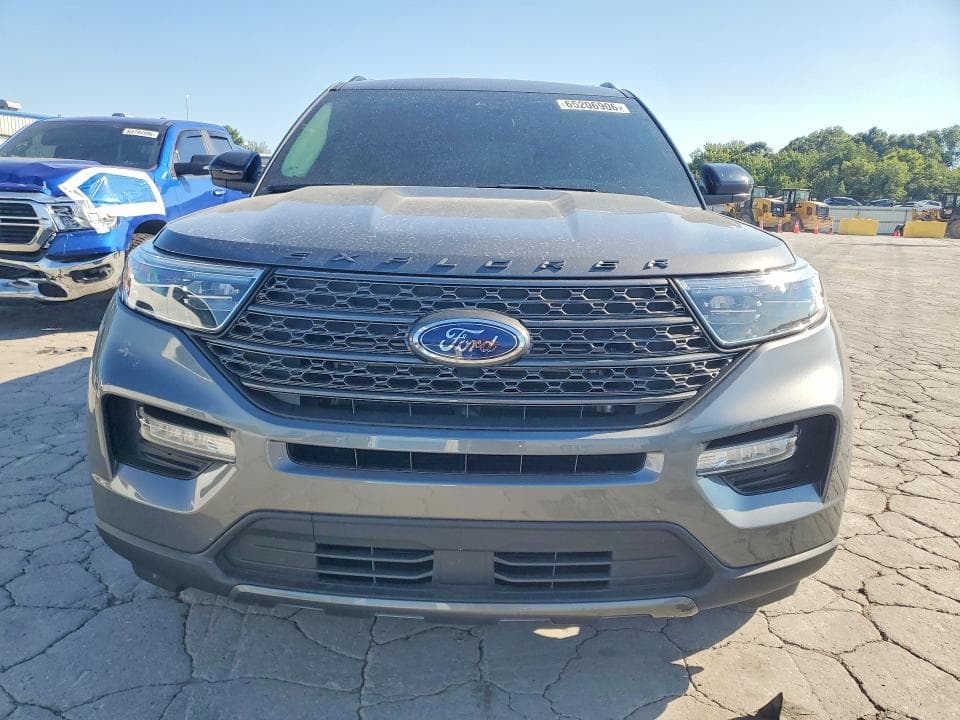 2023 FORD EXPLORER XLT 5