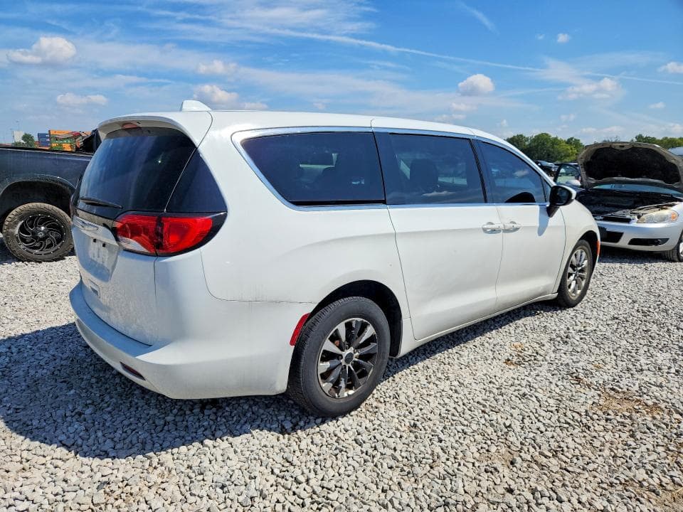 2017 CHRYSLER PACIFICA TOURING 3