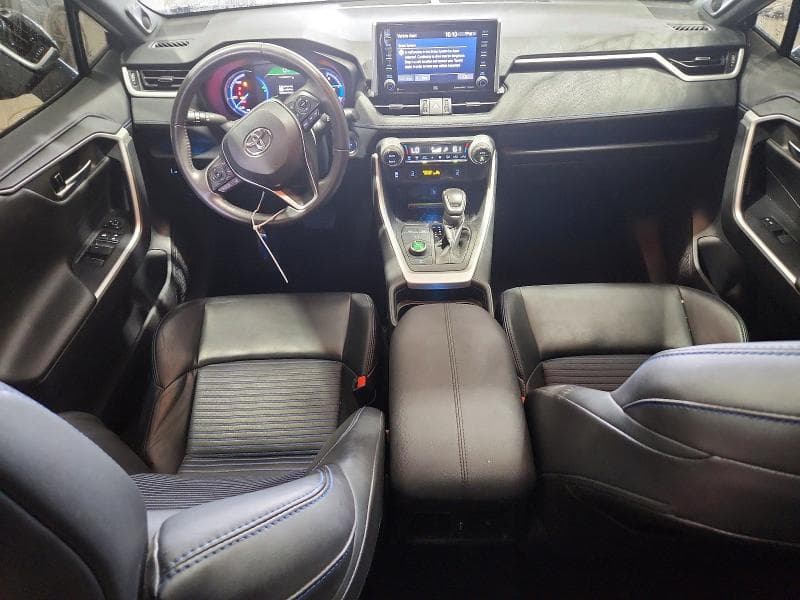 2020 TOYOTA RAV4 XSE 8