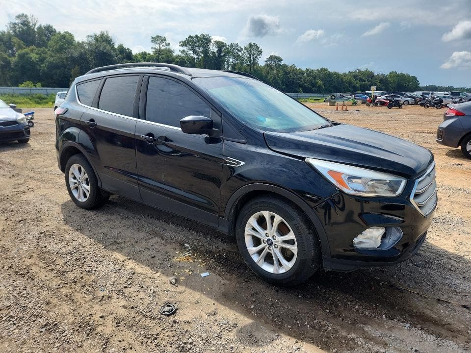 2018 FORD ESCAPE SE 4