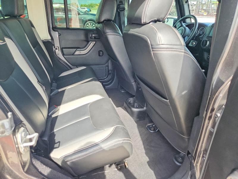 2017 JEEP WRANGLER UNLIMITED SPORT 11