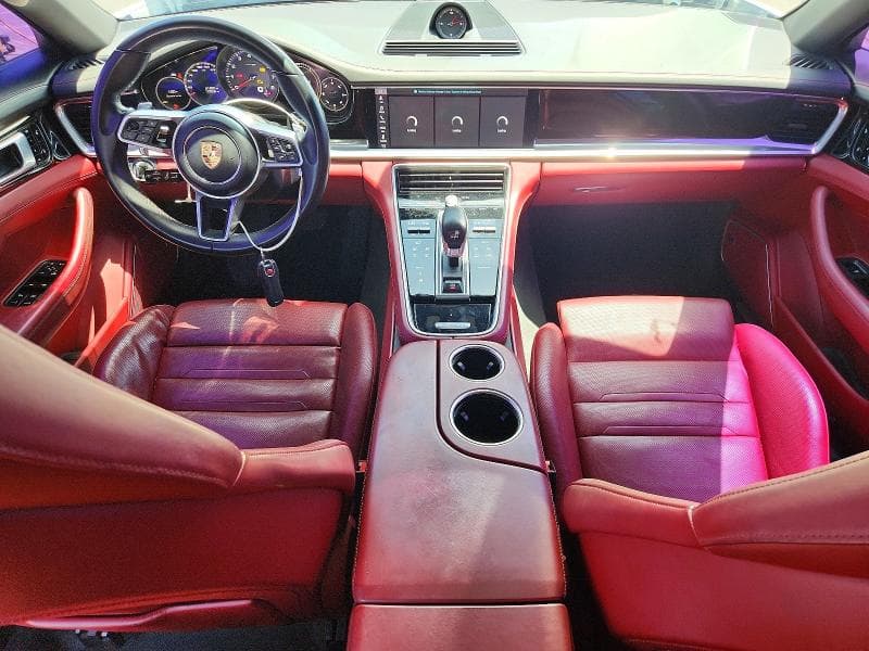 2018 PORSCHE PANAMERA 4 8