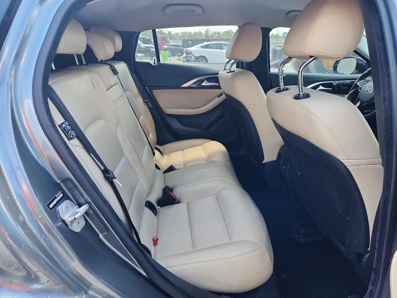 2017 INFINITI QX30 BASE 10