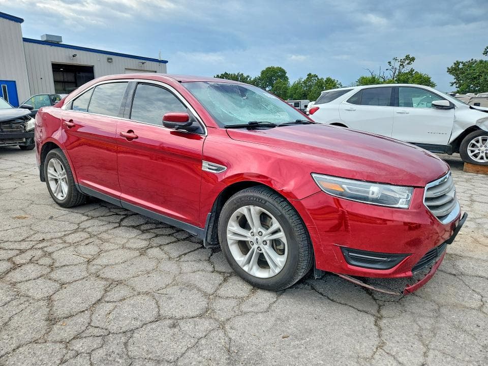 2017 FORD TAURUS SEL 4