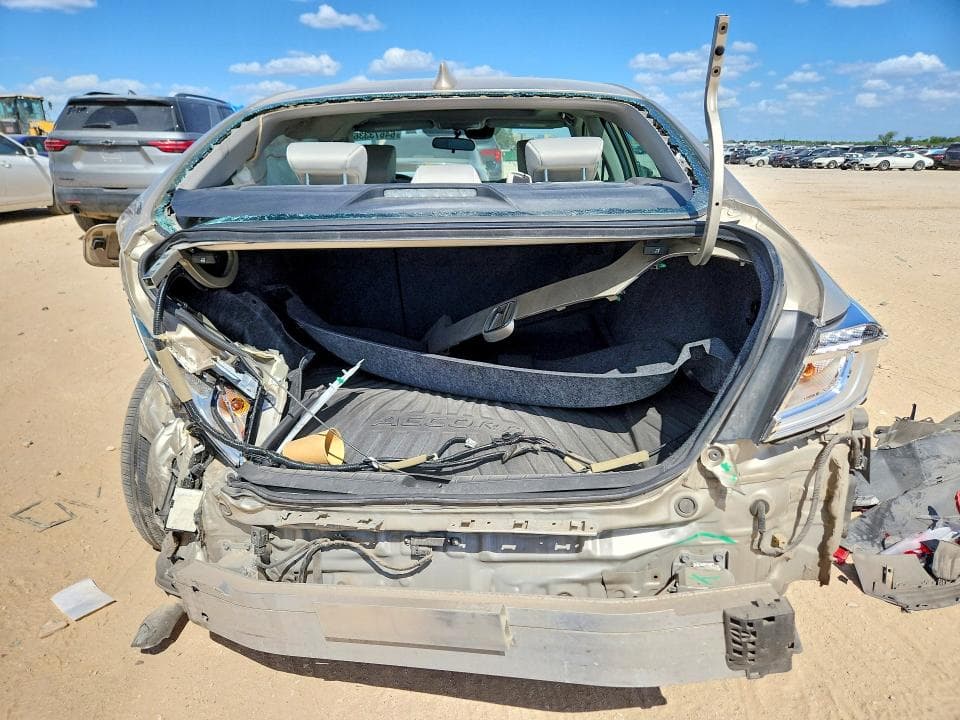 2018 HONDA ACCORD EX 6