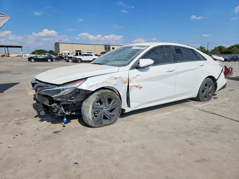 2023 HYUNDAI ELANTRA SEL - 1