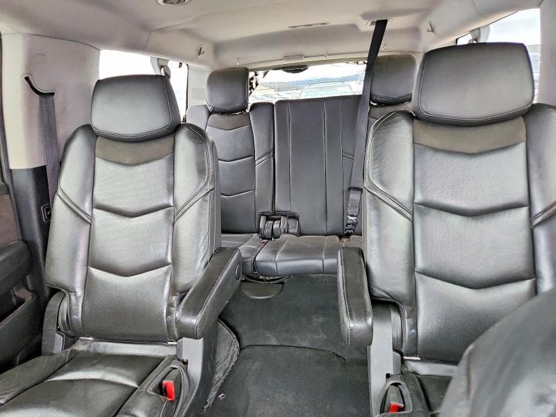 2018 CADILLAC ESCALADE ESV LUXURY 10