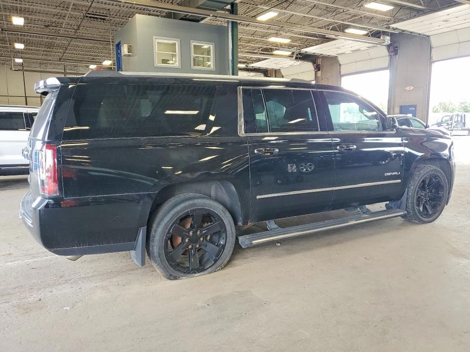 2017 GMC YUKON XL DENALI 3