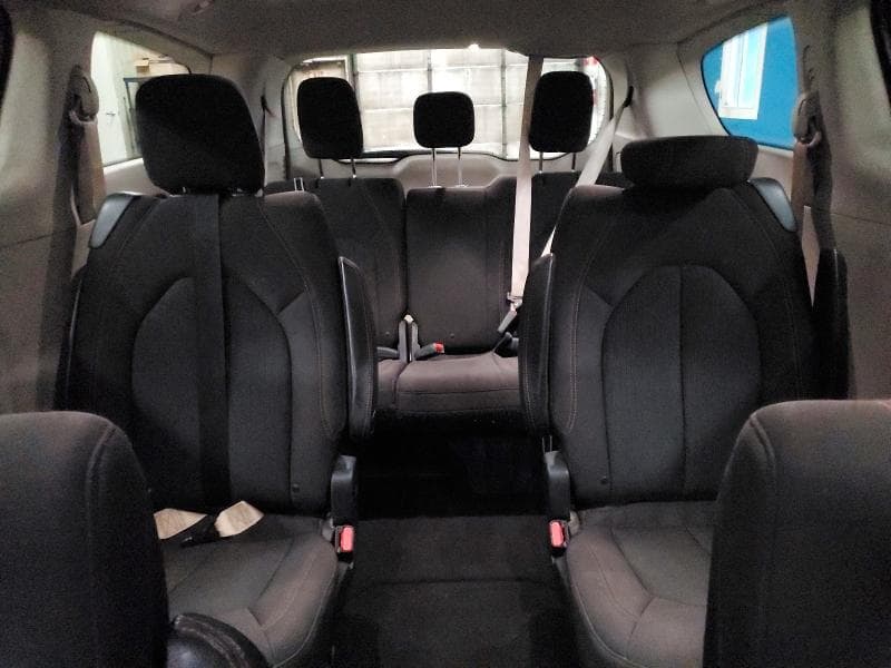 2017 CHRYSLER PACIFICA TOURING 10