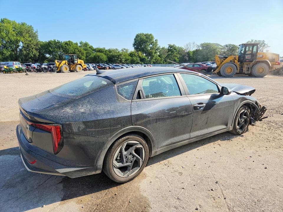2026 KIA K4 EX 3
