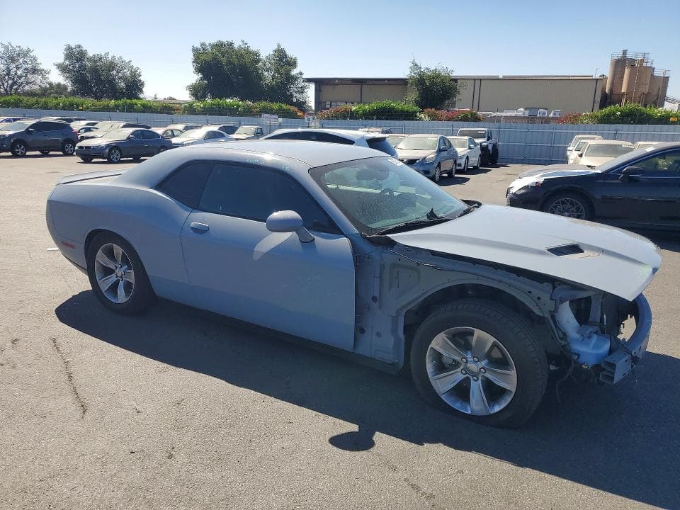 2022 DODGE CHALLENGER SXT 4