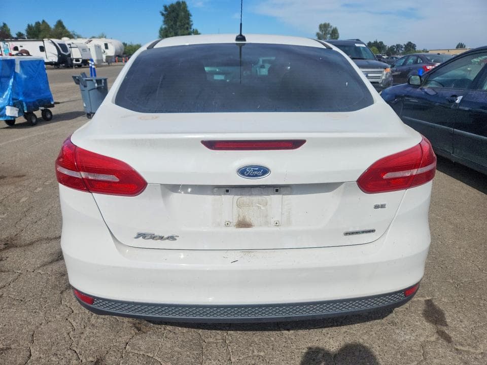 2018 FORD FOCUS SE 6