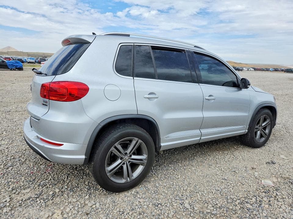 2017 VOLKSWAGEN TIGUAN SPORT 3