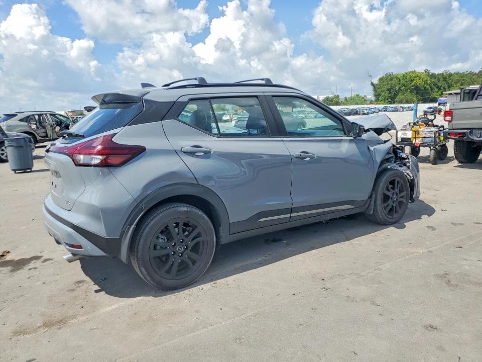 2024 NISSAN KICKS SR 3