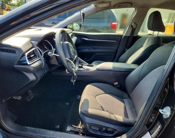 2018 TOYOTA CAMRY LE 7