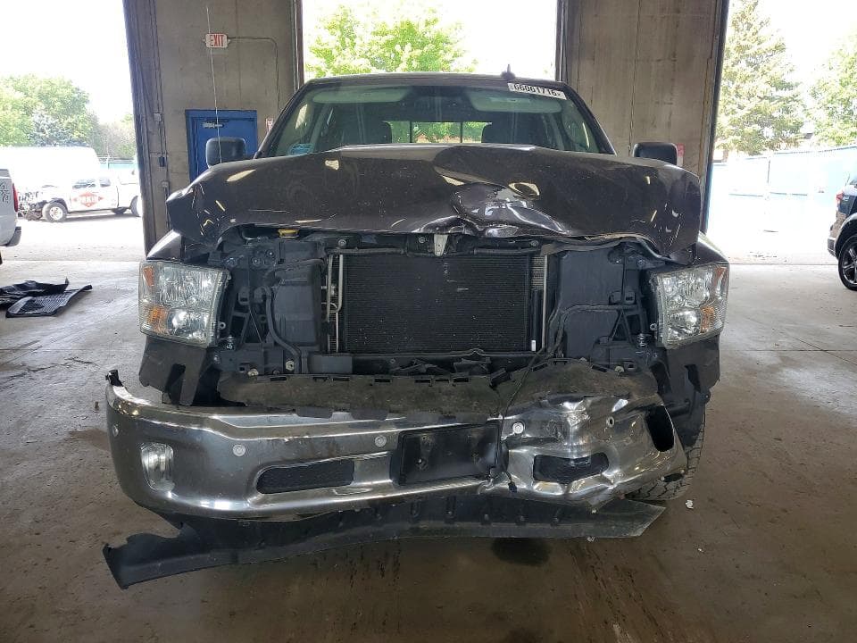 2018 RAM 1500 SLT 5