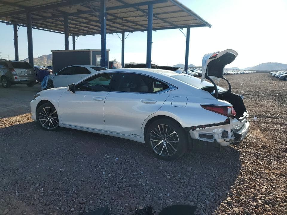 2022 LEXUS ES 300H BASE 2