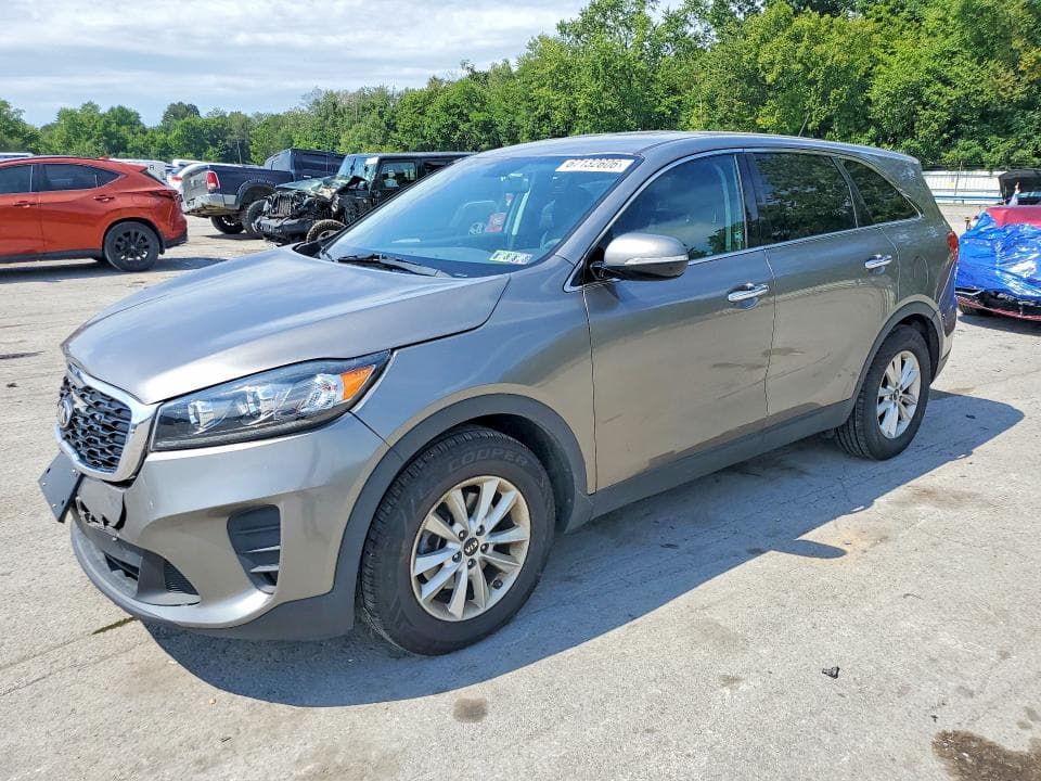 2019 KIA SORENTO LX V6 - 1