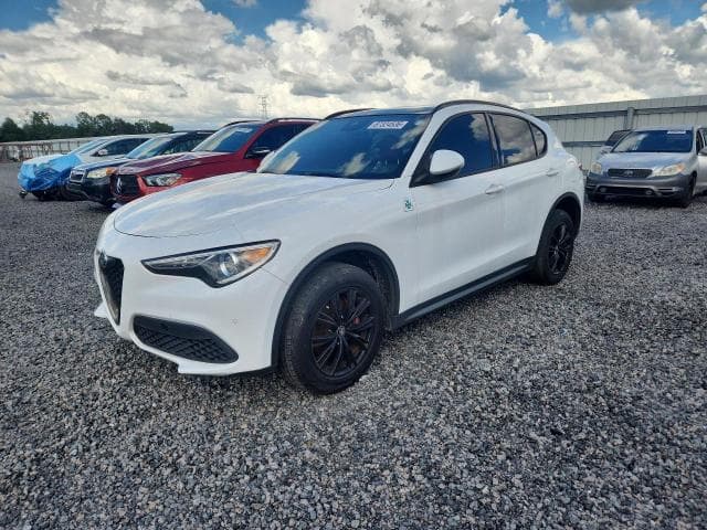 2022 ALFA ROMEO STELVIO - 1