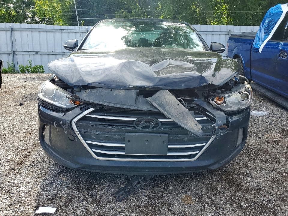 2017 HYUNDAI ELANTRA SE 5