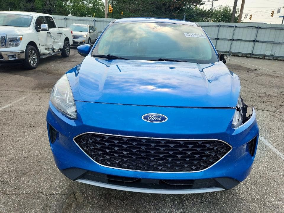 2020 FORD ESCAPE SE 5