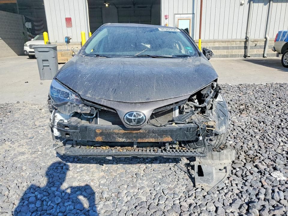2017 TOYOTA COROLLA SE 5